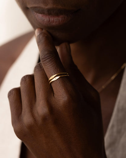 Micro Signet Ring