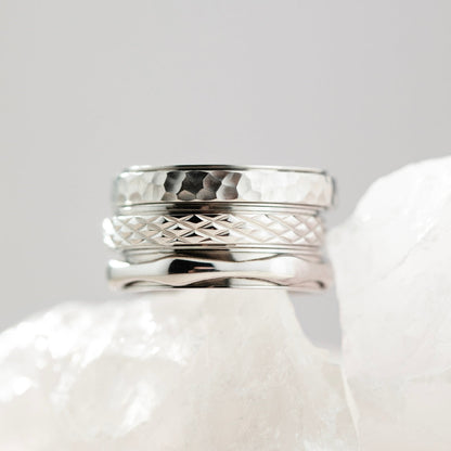Spinning Hammered Ring