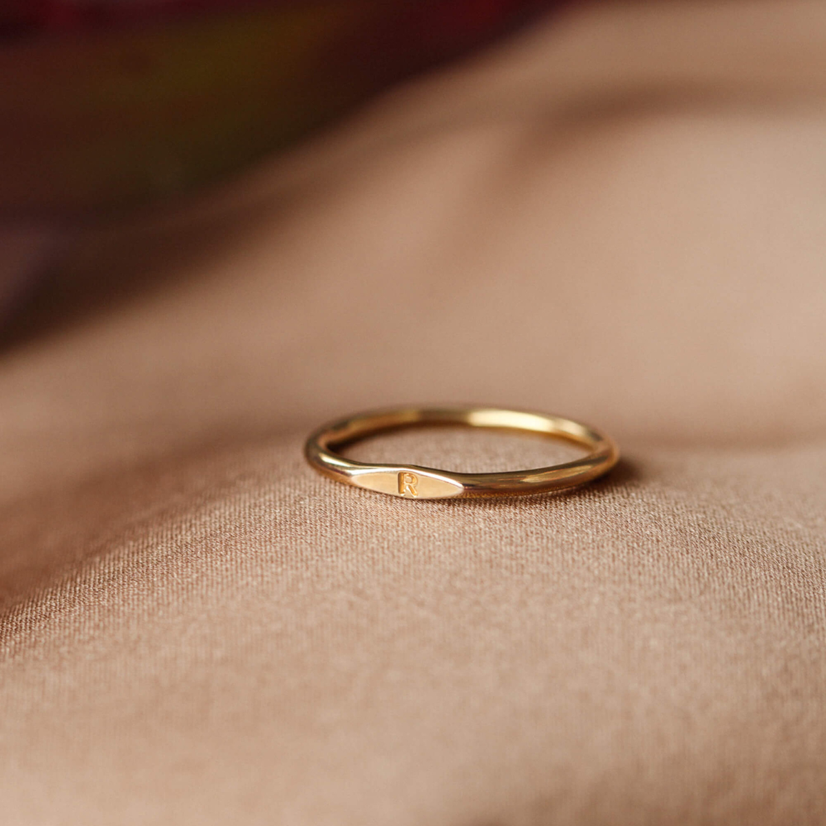 Micro Signet Ring