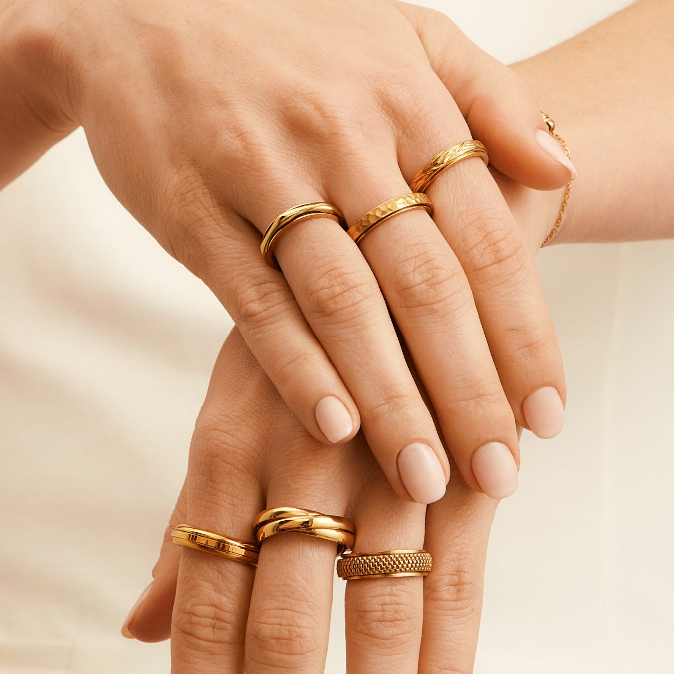 Spinning Hammered Ring