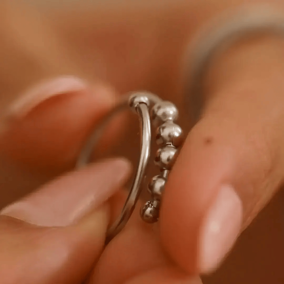 4-Bead Adjustable Anxiety Ring